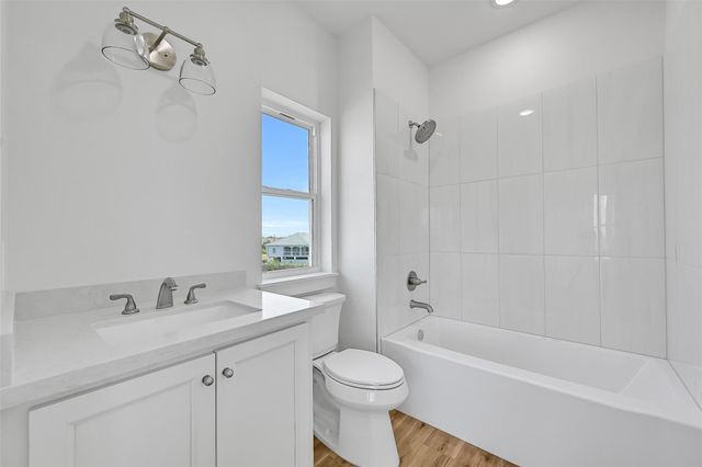 3819 El Lago Street, Galveston, TX 77554