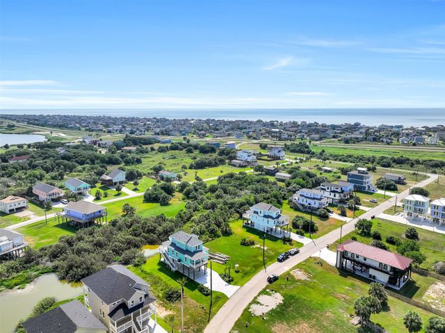 3819 El Lago Street, Galveston, TX 77554