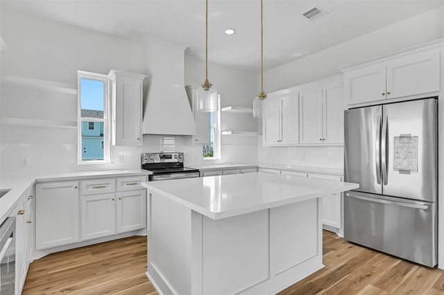 3819 El Lago Street, Galveston, TX 77554
