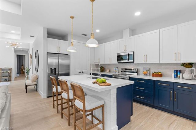 176 Jeepers DR, Naples, FL 34112