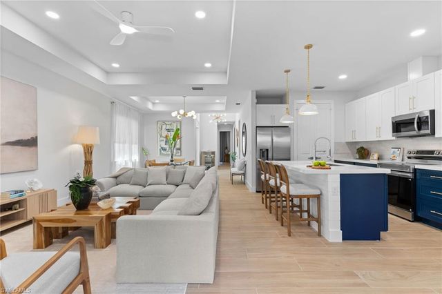 176 Jeepers DR, Naples, FL 34112