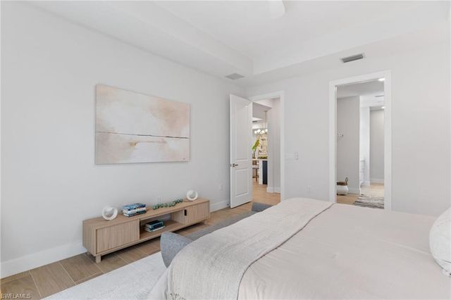 176 Jeepers DR, Naples, FL 34112