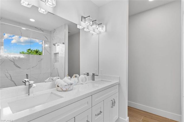 176 Jeepers DR, Naples, FL 34112