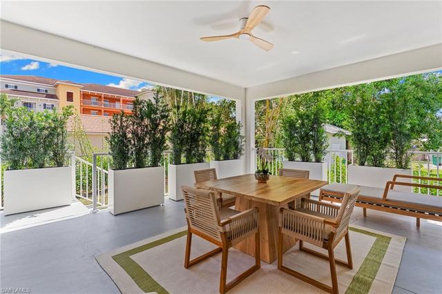 176 Jeepers DR, Naples, FL 34112