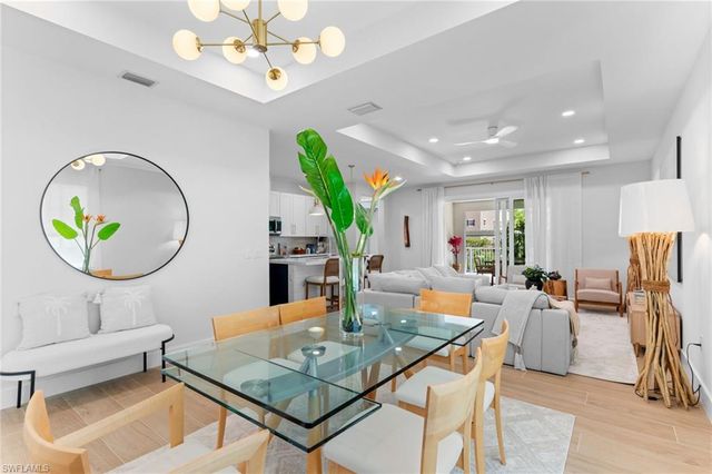 176 Jeepers DR, Naples, FL 34112