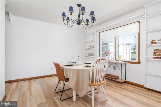 290 LARIAN DR, Bunker Hill, WV 25413