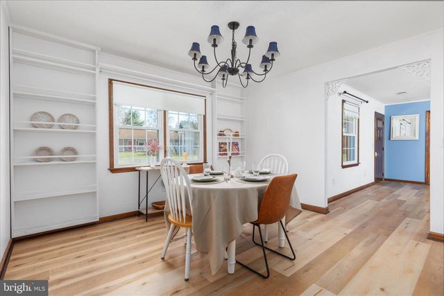 290 LARIAN DR, Bunker Hill, WV 25413