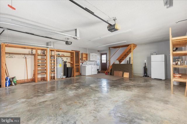 290 LARIAN DR, Bunker Hill, WV 25413