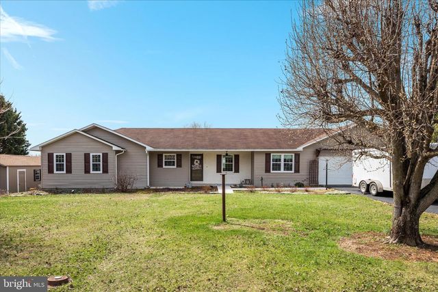 290 LARIAN DR, Bunker Hill, WV 25413