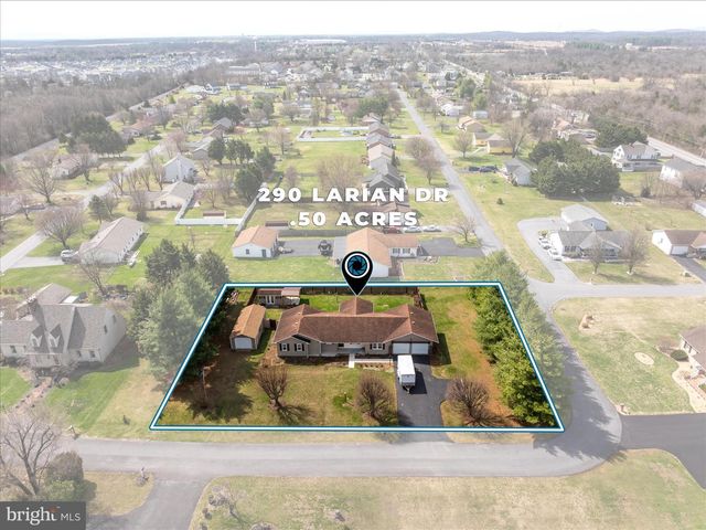 290 LARIAN DR, Bunker Hill, WV 25413