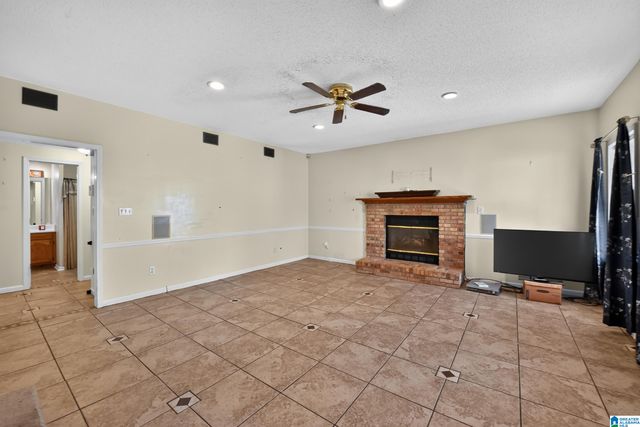 5502 SHENANDOAH DRIVE, Northport, AL 35473