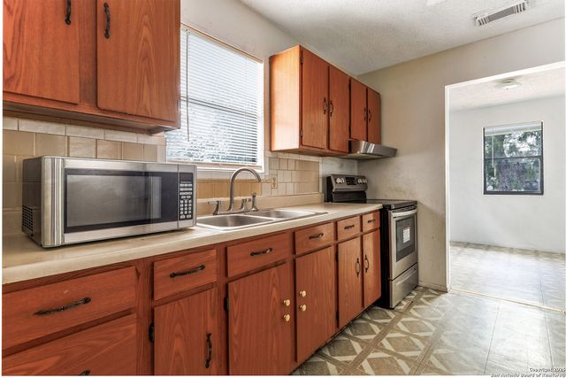 2119 Palo Alto, San Antonio, TX 78211