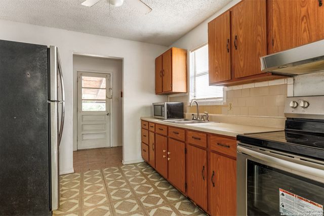 2119 Palo Alto, San Antonio, TX 78211