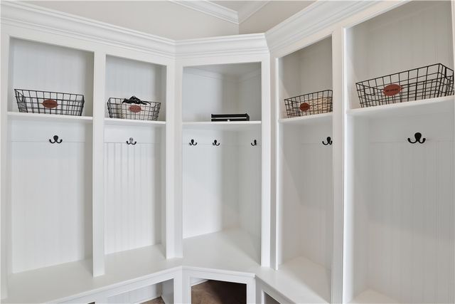 6916 Jillian Rise, Victor, NY 14564