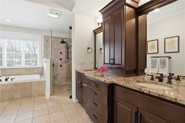 6916 Jillian Rise, Victor, NY 14564