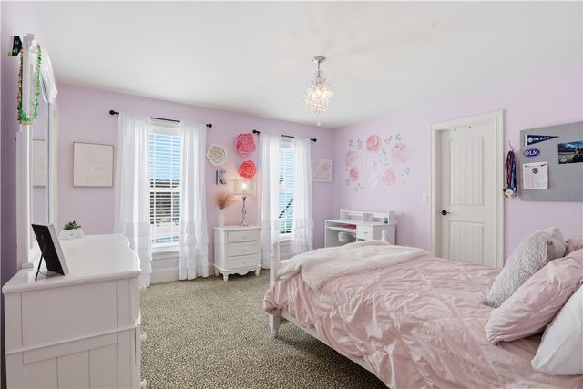 6916 Jillian Rise, Victor, NY 14564