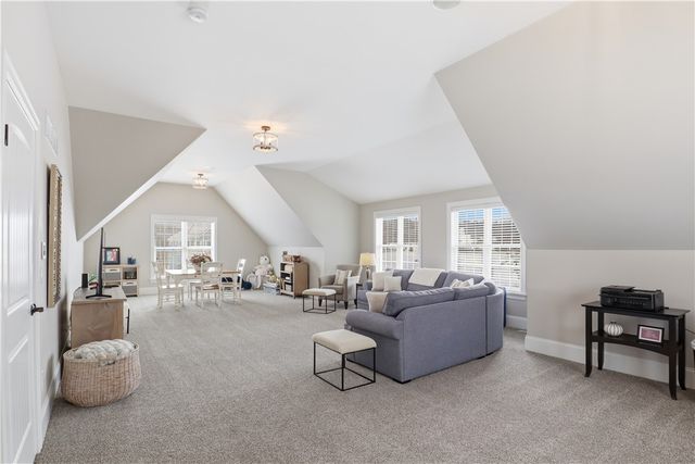 6916 Jillian Rise, Victor, NY 14564