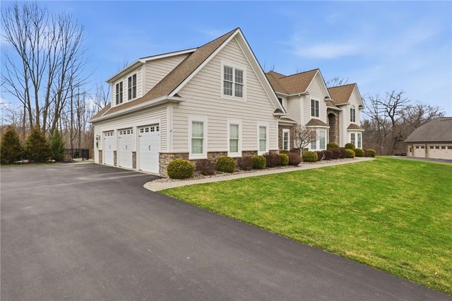 6916 Jillian Rise, Victor, NY 14564