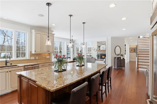 6916 Jillian Rise, Victor, NY 14564