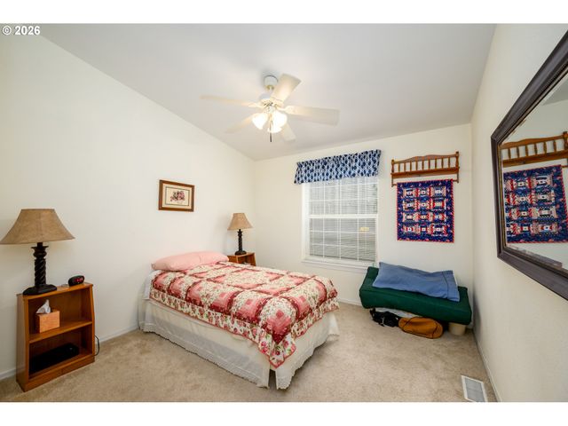 148 BRENDA Pl, Canyonville, OR 97417