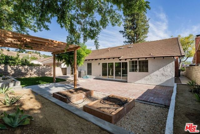 28771 Timberlane Street, Agoura Hills, CA 91301