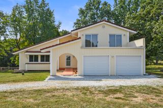 2370 South Bonnie Lee Lane, Rogersville, MO 65742