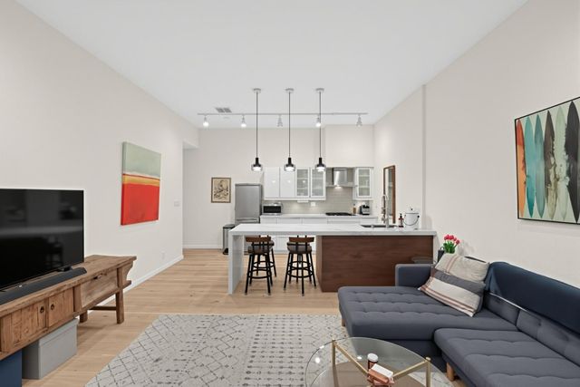 649 Lyon Street 649, San Francisco, CA 94117