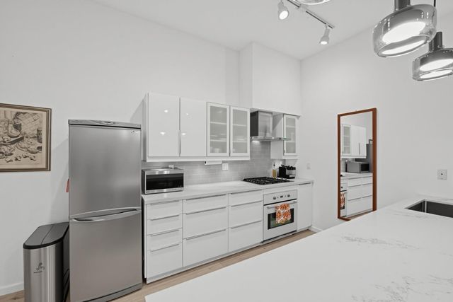 649 Lyon Street 649, San Francisco, CA 94117