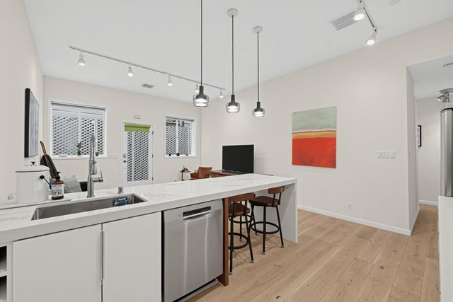 649 Lyon Street 649, San Francisco, CA 94117
