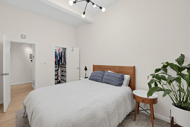 649 Lyon Street 649, San Francisco, CA 94117