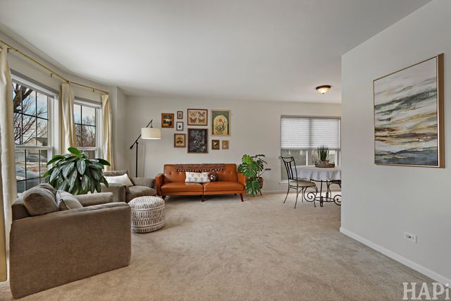 49 W Dahlia Lane, Round Lake Beach, IL 60073