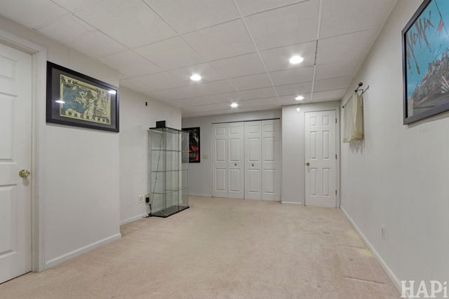 49 W Dahlia Lane, Round Lake Beach, IL 60073