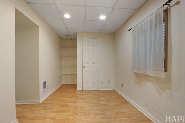 49 W Dahlia Lane, Round Lake Beach, IL 60073