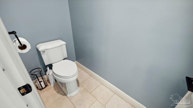 420 Fairpoint Dr, Gulf Breeze, FL 32561