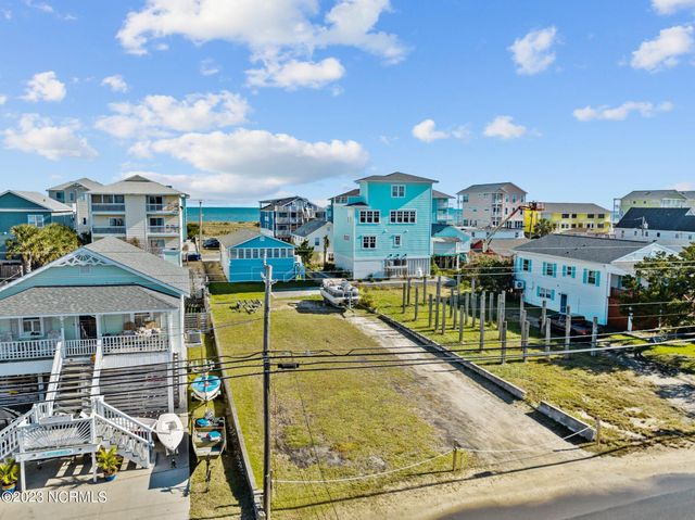 906 Canal Drive, Carolina Beach, NC 28428