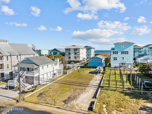 906 Canal Drive, Carolina Beach, NC 28428