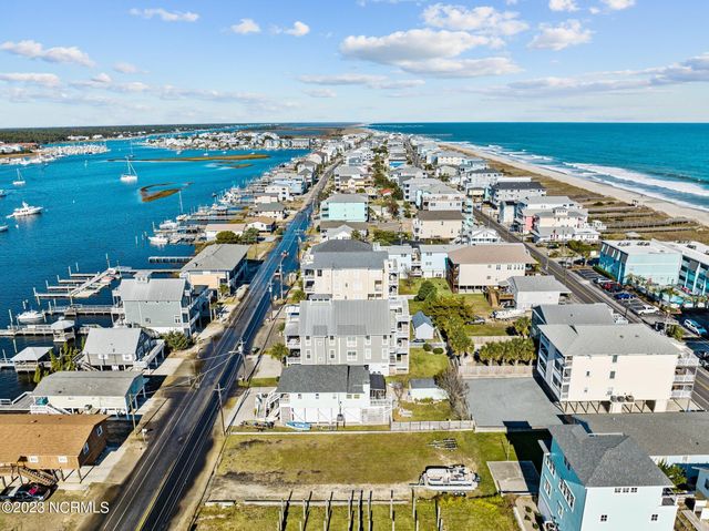 906 Canal Drive, Carolina Beach, NC 28428