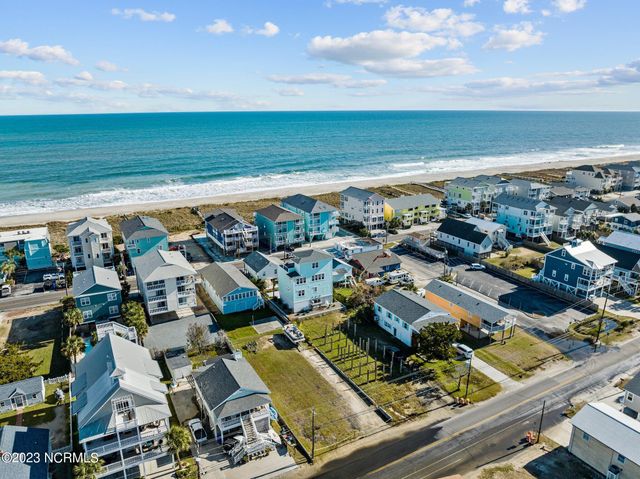 906 Canal Drive, Carolina Beach, NC 28428