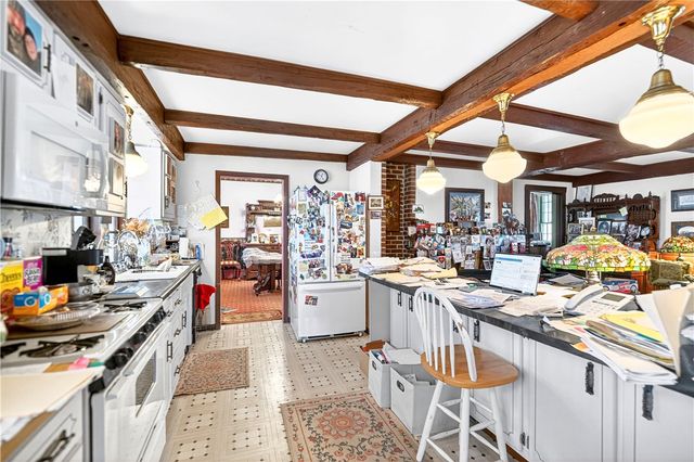 280 Vaneal Rd, South Franklin, PA 15301