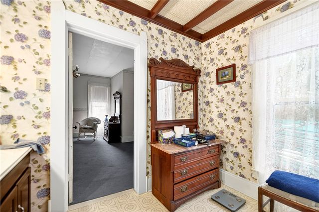 280 Vaneal Rd, South Franklin, PA 15301