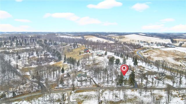 280 Vaneal Rd, South Franklin, PA 15301