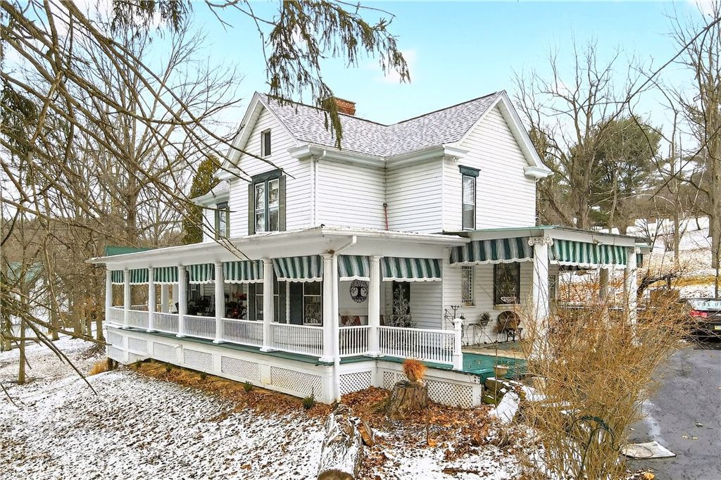 280 Vaneal Rd, South Franklin, PA 15301