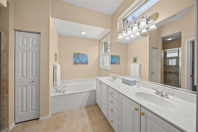 4243 MIRIANA WAY, Sarasota, FL 34233