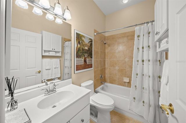 4243 MIRIANA WAY, Sarasota, FL 34233