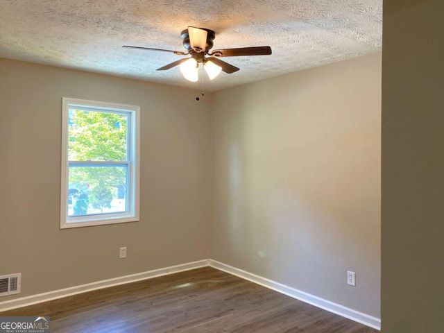 1413 Silver Lake Drive, Norcross, GA 30093