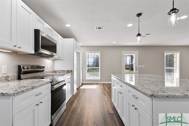 3193 Old Groveland Road, Pembroke, GA 31321