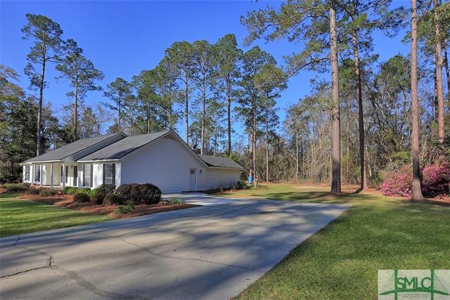 3193 Old Groveland Road, Pembroke, GA 31321