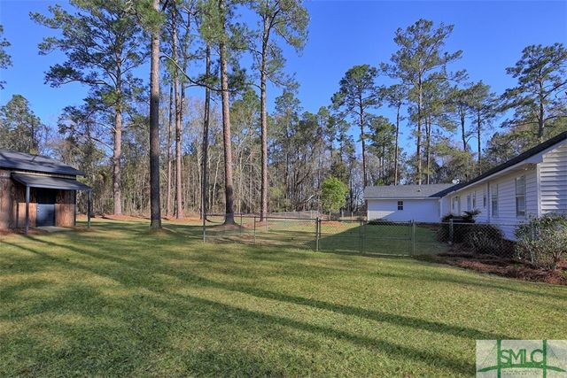 3193 Old Groveland Road, Pembroke, GA 31321