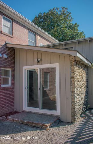 2725 Brownsboro Rd 2, Louisville, KY 40206