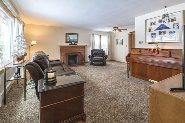 223 COLORADO Drive, Erie, PA 16505